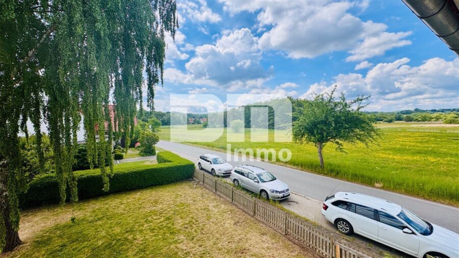 Kernsaniertes 1-2 Familien Fachwerkhaus in naturnaher Ortsrandlage - Panoramablick Landschaft